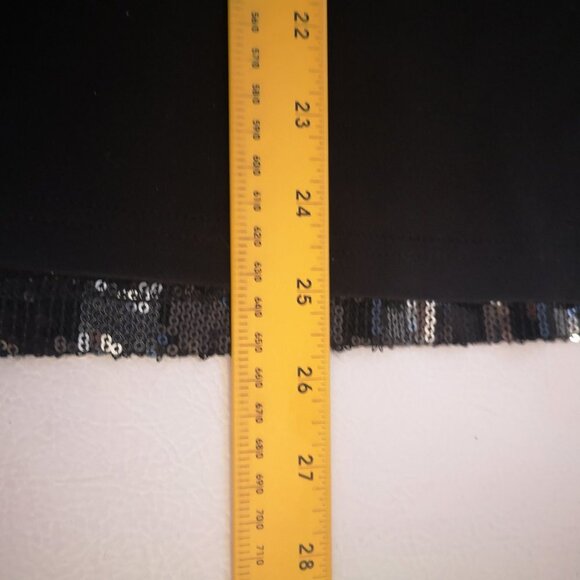 Reitmans Ladies Black Round Neck Shimmery Tank Top - Picture 8 of 8